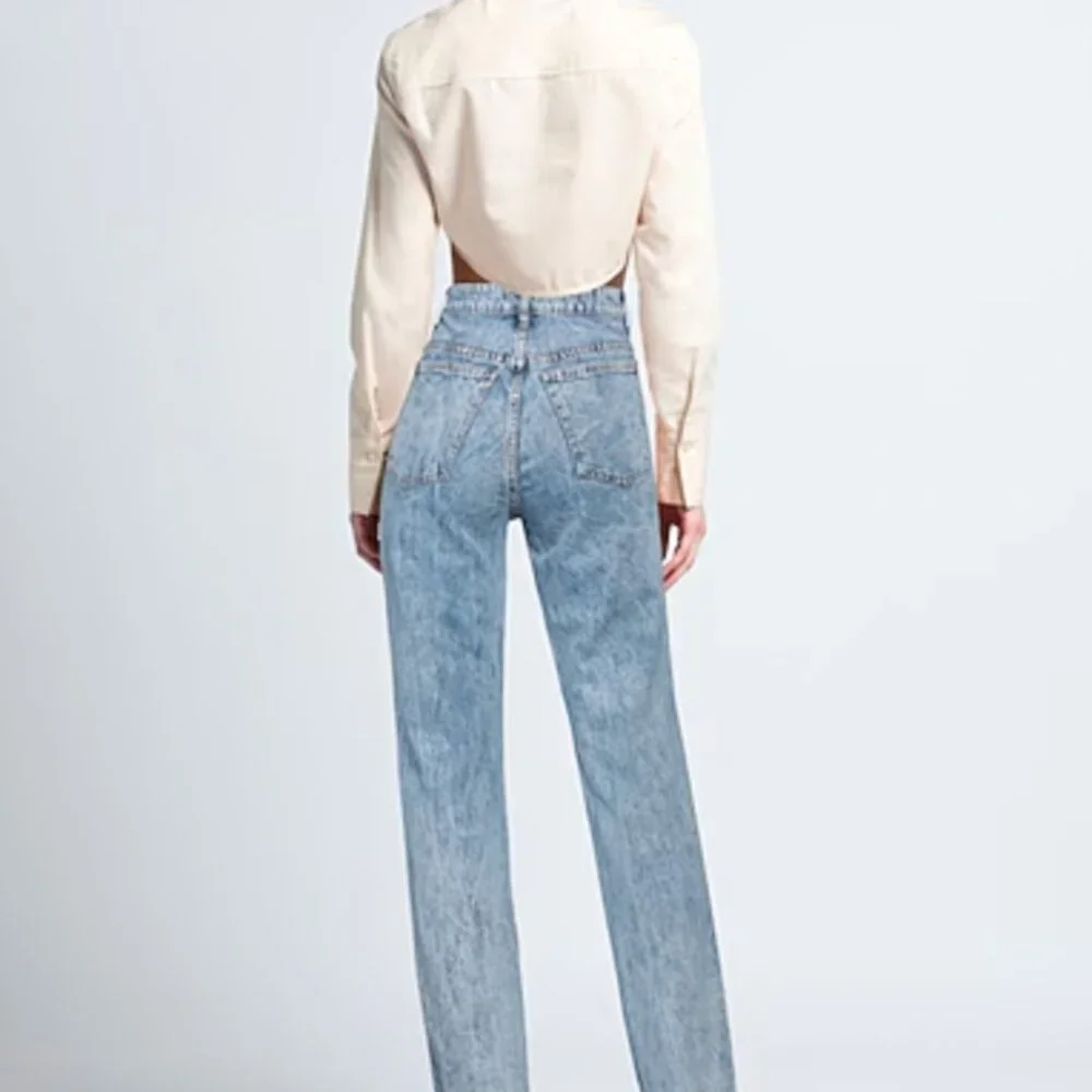 KHAITE STRAIGHT LEG JEANS SIZE 26 NWT - Picture 4 of 4